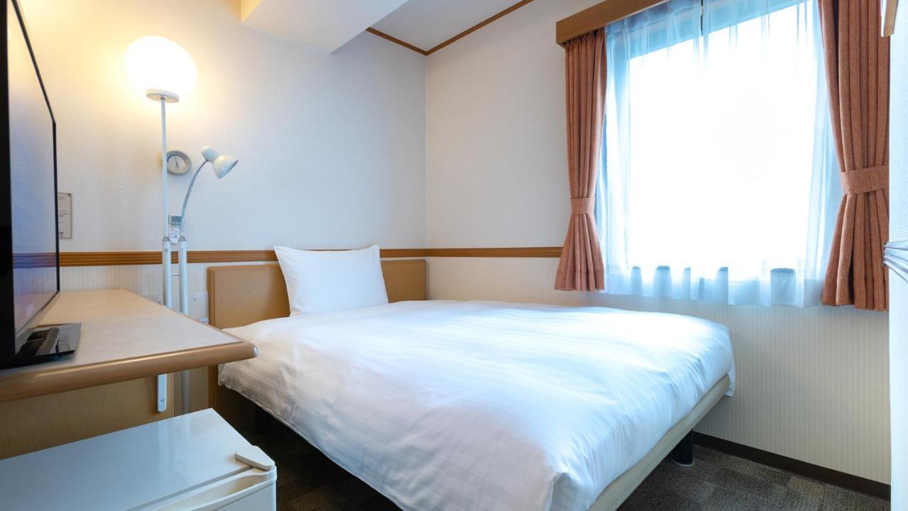 Toyoko Inn Okinawa Naha Asahibashi Ekimae Zewnętrze zdjęcie