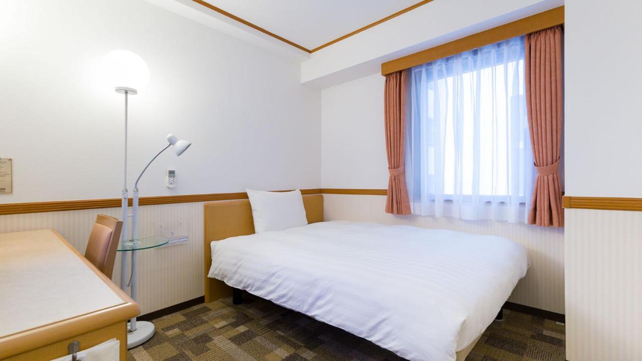 Toyoko Inn Okinawa Naha Asahibashi Ekimae Zewnętrze zdjęcie