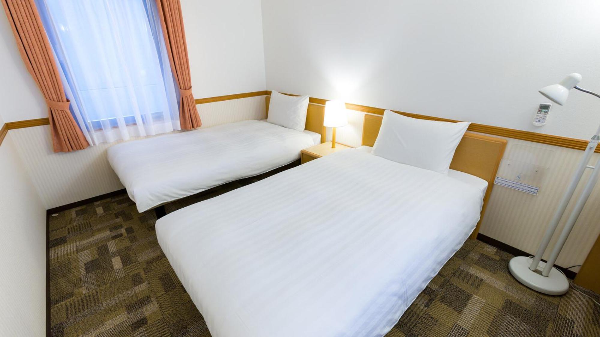 Toyoko Inn Okinawa Naha Asahibashi Ekimae Pokój zdjęcie