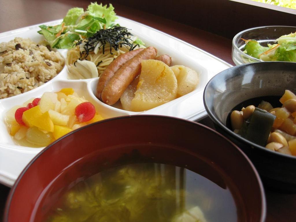 Toyoko Inn Okinawa Naha Asahibashi Ekimae Zewnętrze zdjęcie
