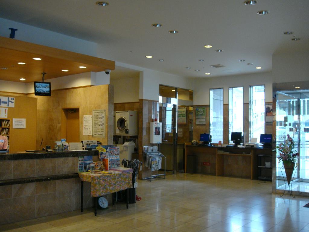 Toyoko Inn Okinawa Naha Asahibashi Ekimae Zewnętrze zdjęcie
